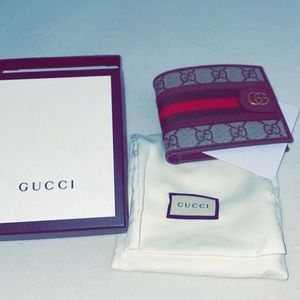 Brand New Gucci Ophidia GG wallet